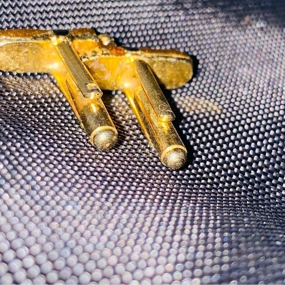 Vintage Rare Gold Tone Enamel Cigar Figure Sculpture Cufflinks - Picture 6 of 6